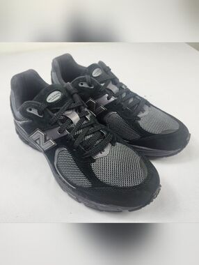 New Balance Unisex Black and Gray Running Sneakers Shoes Mens 10.5 M Womens 12 W